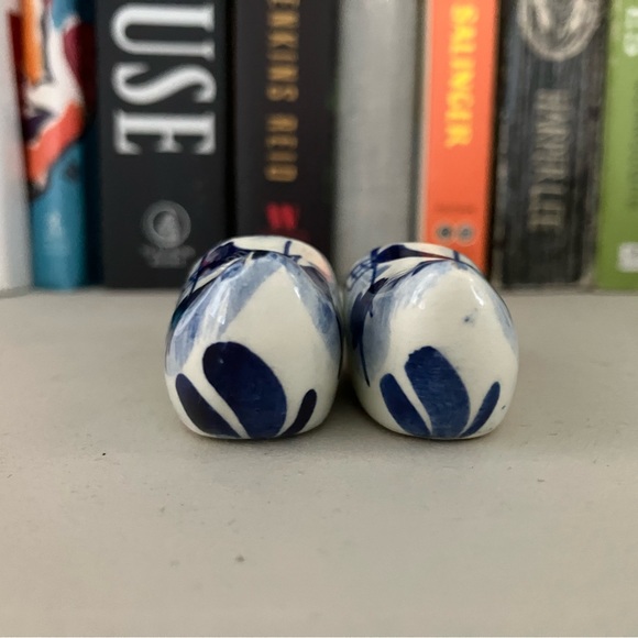 Pair of Delft of Holland mini clogs - Picture 4 of 8